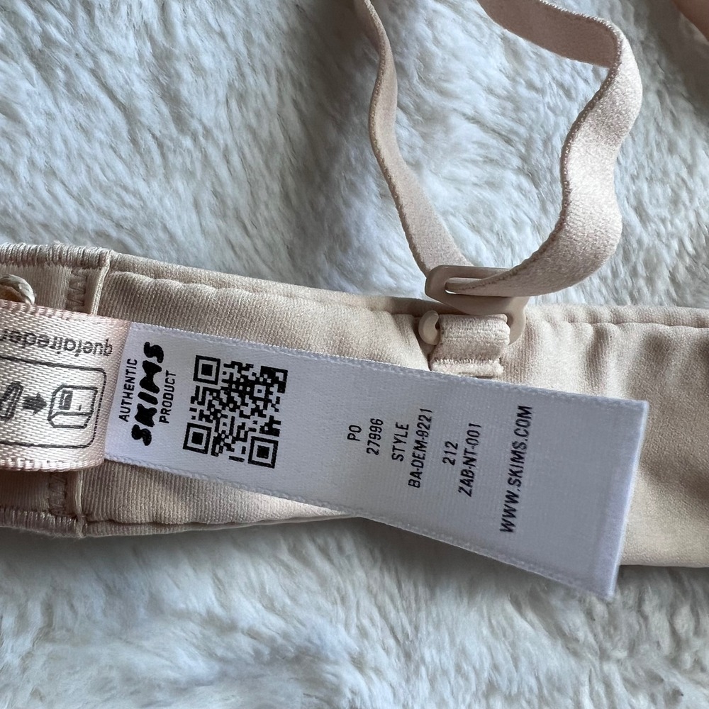 SKIMS Fits Everybody T-Shirt Bra Sand BA-DEM-9221 Underwire Padded Size 34B NEW - Picture 12 of 13